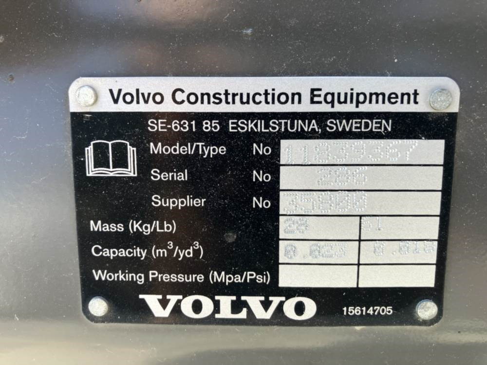 Volvo Tieflöffel mit Zähnen - Backhoe loader: picture 4 Volvo Tieflöffel mit Zähnen - Backhoe loader: picture 4