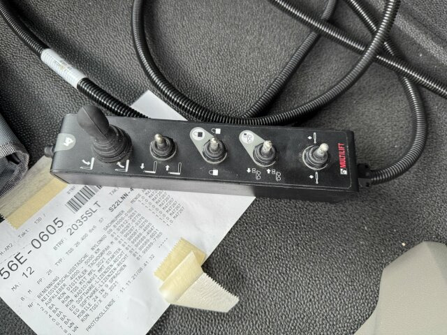 MAN TGS 26.400 6x6 Abrollkipper HIAB Optima 20S - Hook lift truck: picture 4 MAN TGS 26.400 6x6 Abrollkipper HIAB Optima 20S - Hook lift truck: picture 4