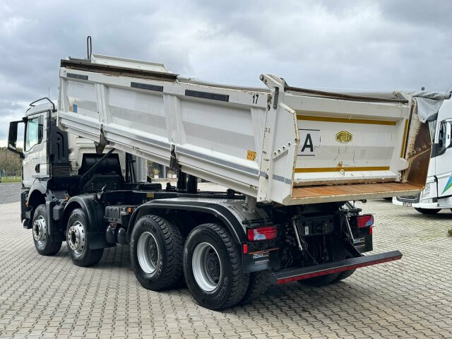 MAN TGS 35.470 8x4 BB Euro6 Meiller Kipper Bordmatik - Tipper: picture 3 MAN TGS 35.470 8x4 BB Euro6 Meiller Kipper Bordmatik - Tipper: picture 3