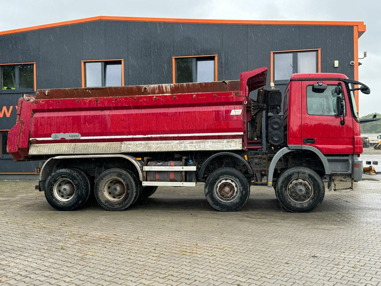 Mercedes-Benz ACTROS 4141 EURO4 8x6 Muldenkipper - Tipper: picture 4 Mercedes-Benz ACTROS 4141 EURO4 8x6 Muldenkipper - Tipper: picture 4