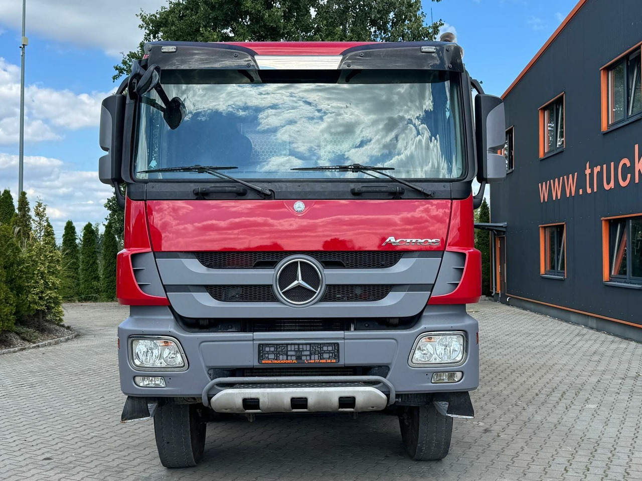 Mercedes-Benz ACTROS 4144 8x6 EURO5 Kipper mit Bordmatik - Tipper: picture 3 Mercedes-Benz ACTROS 4144 8x6 EURO5 Kipper mit Bordmatik - Tipper: picture 3