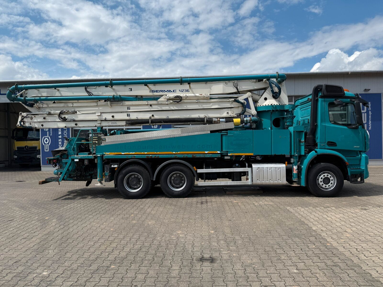 Mercedes-Benz AROCS 2636 6x4 Euro 6 Betonpumpe SERMAC 4Z36 - Concrete pump truck: picture 3 Mercedes-Benz AROCS 2636 6x4 Euro 6 Betonpumpe SERMAC 4Z36 - Concrete pump truck: picture 3