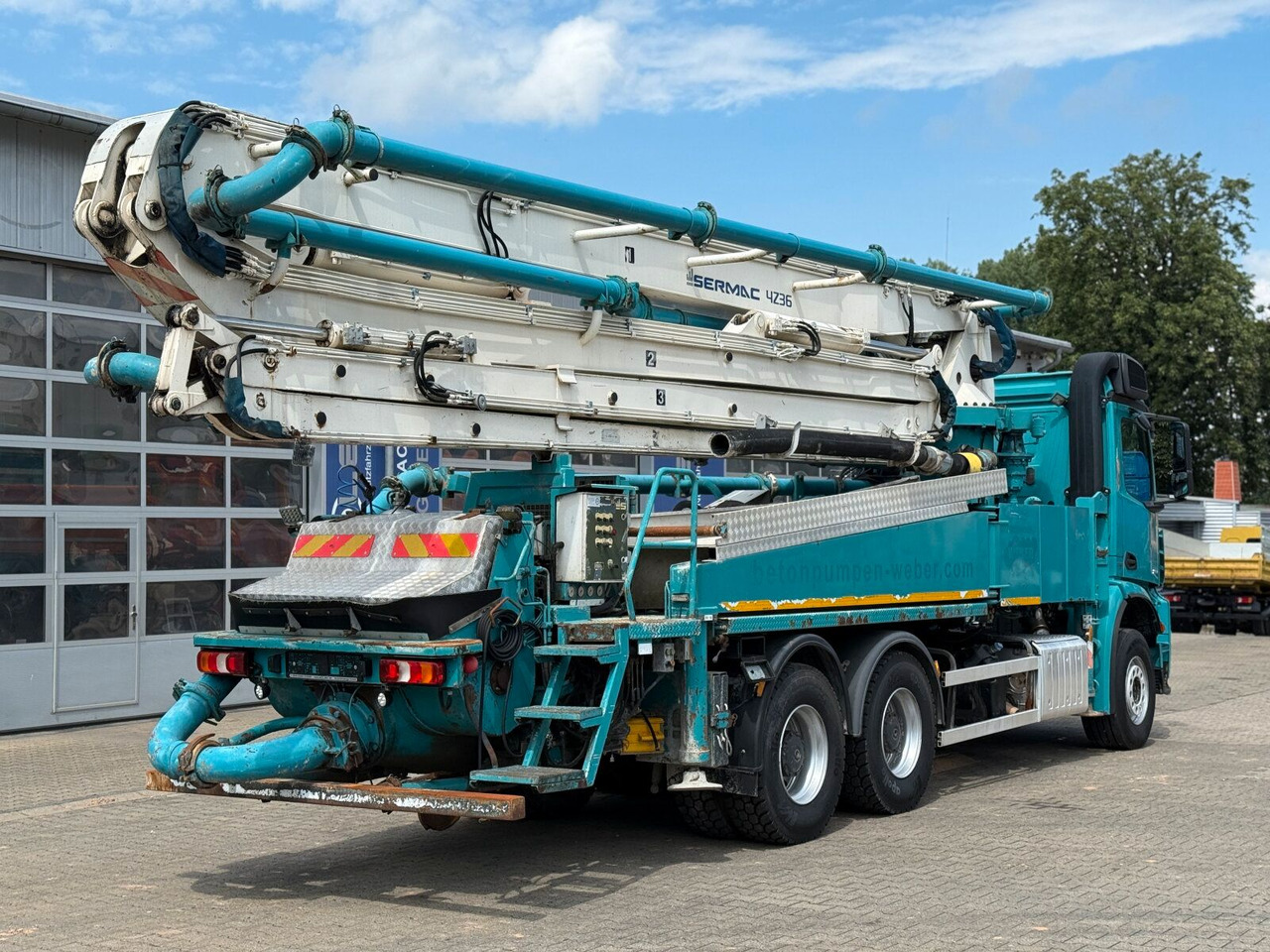 Mercedes-Benz AROCS 2636 6x4 Euro 6 Betonpumpe SERMAC 4Z36 - Concrete pump truck: picture 4 Mercedes-Benz AROCS 2636 6x4 Euro 6 Betonpumpe SERMAC 4Z36 - Concrete pump truck: picture 4
