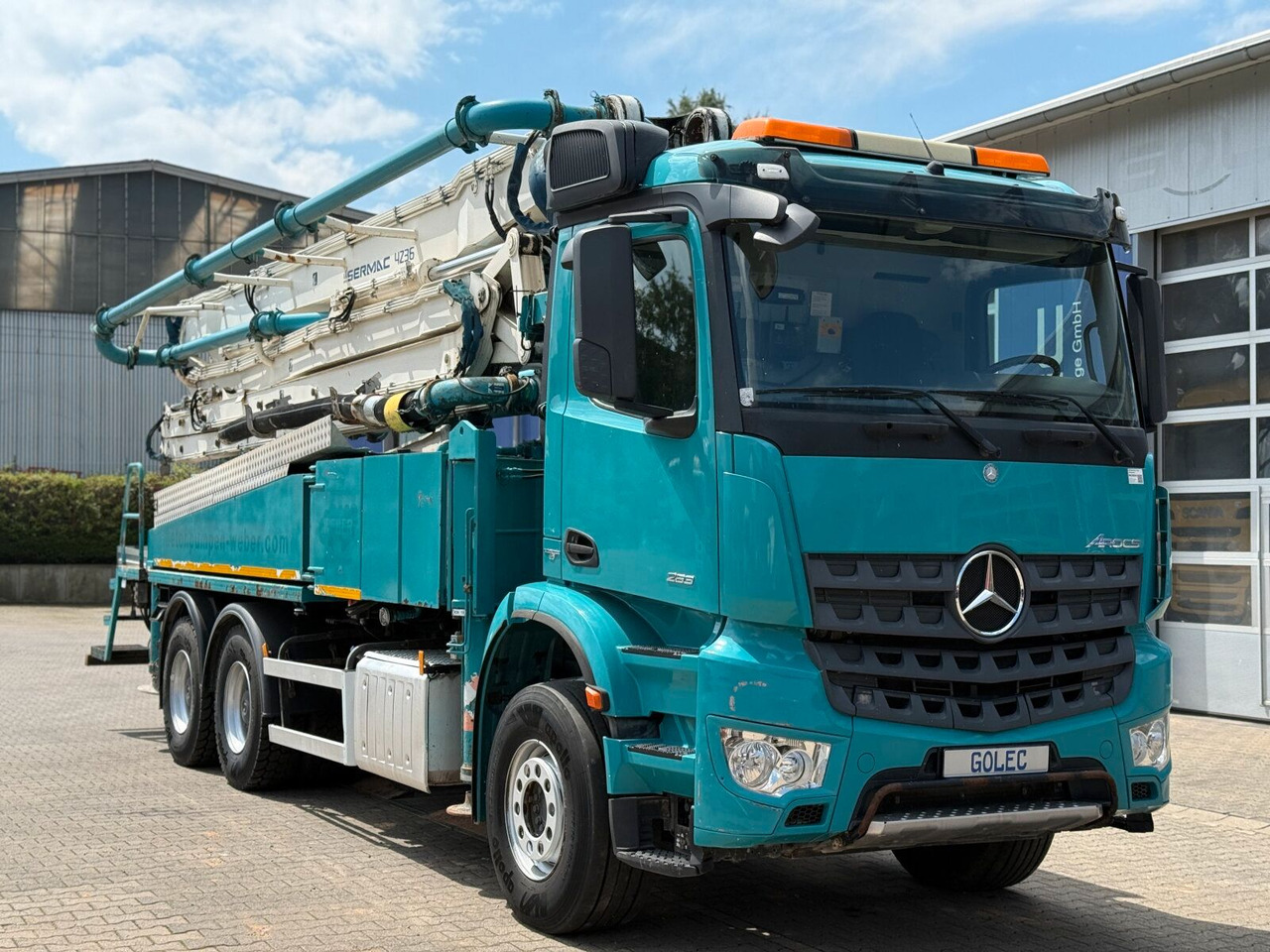 Mercedes-Benz AROCS 2636 6x4 Euro 6 Betonpumpe SERMAC 4Z36 - Concrete pump truck: picture 1 Mercedes-Benz AROCS 2636 6x4 Euro 6 Betonpumpe SERMAC 4Z36 - Concrete pump truck: picture 1