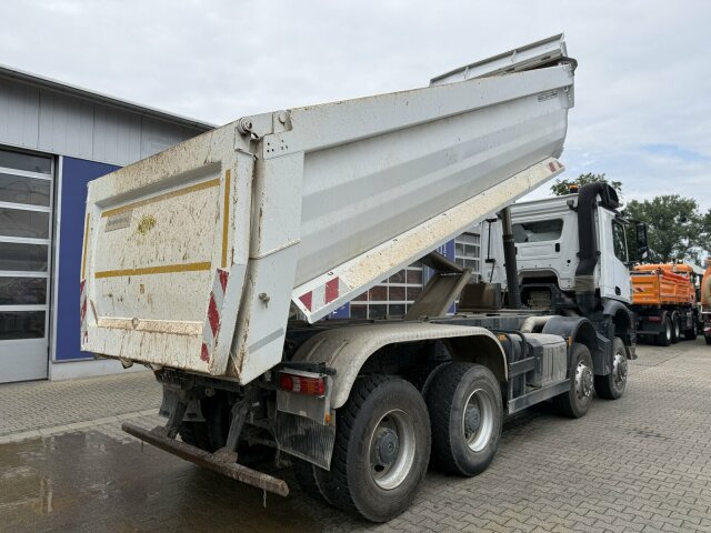 Tipper Mercedes-Benz AROCS 4145 8x8 Meiller Muldenkipper: picture 12
