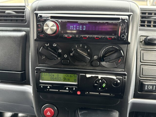 Mitsubishi Canter FUSO Kehrmaschine BROCK SL140 4 m³ - Road sweeper: picture 4 Mitsubishi Canter FUSO Kehrmaschine BROCK SL140 4 m³ - Road sweeper: picture 4