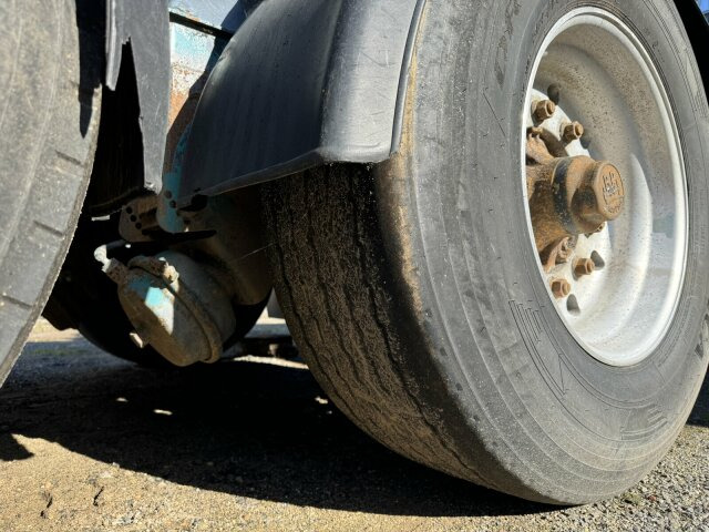 Schwarzmüller HS 3/E Langmaterial Holz 3 Achse 35.000 Kg - Log semi-trailer: picture 2 Schwarzmüller HS 3/E Langmaterial Holz 3 Achse 35.000 Kg - Log semi-trailer: picture 2