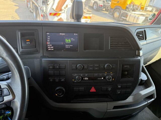 MAN TGS 18.510 4x4 SZM - Kipphyd. Blatt Luft Pritard - Tractor unit: picture 3 MAN TGS 18.510 4x4 SZM - Kipphyd. Blatt Luft Pritard - Tractor unit: picture 3