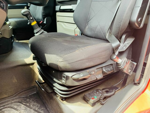 MAN TGS 18.510 4x4 SZM - Kipphyd. Blatt Luft Pritard - Tractor unit: picture 5 MAN TGS 18.510 4x4 SZM - Kipphyd. Blatt Luft Pritard - Tractor unit: picture 5