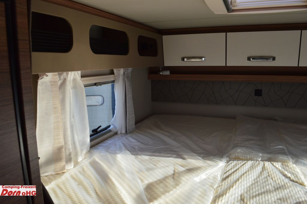 Semi-integrated motorhome Weinsberg CaraCompact 600 MEG EDITION [PEPPER] Care-Drive-: picture 15