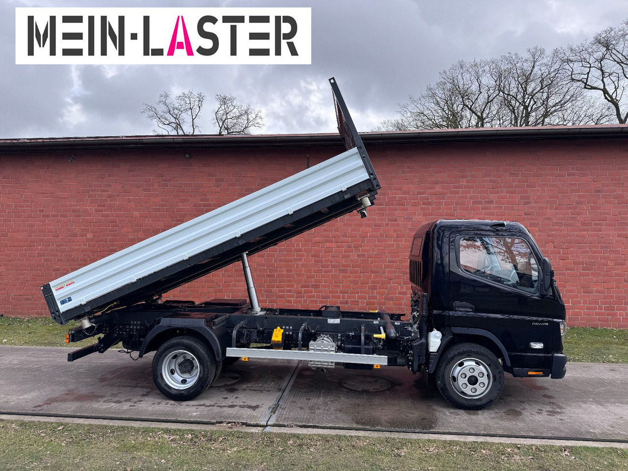 FUSO Mitsubishi Canter 7C18 Kipper 4.2m NL 3.650 kg - Tipper van: picture 4 FUSO Mitsubishi Canter 7C18 Kipper 4.2m NL 3.650 kg - Tipper van: picture 4