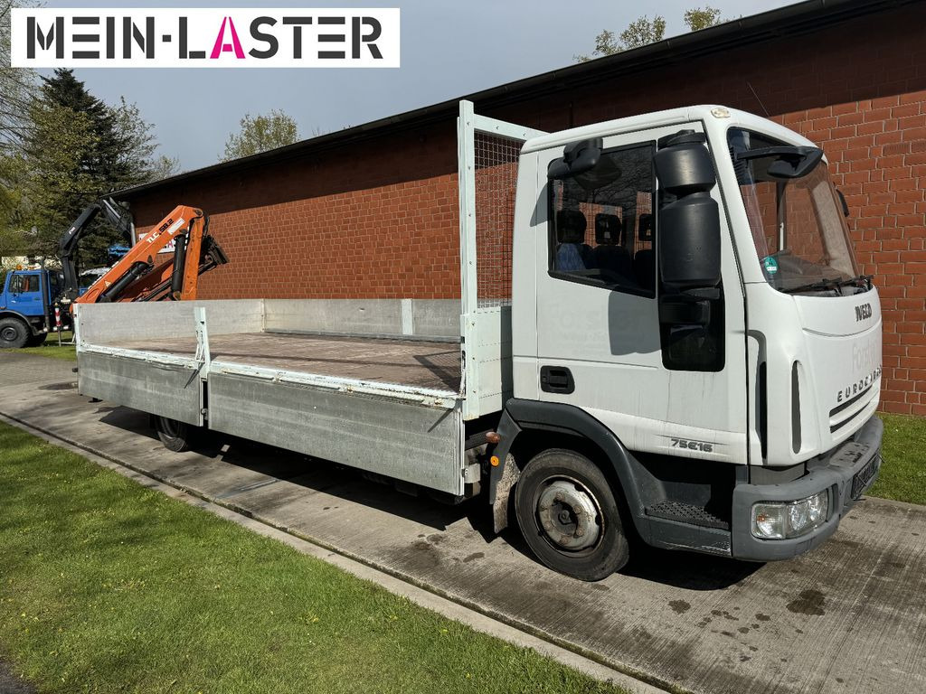 Flatbed van Iveco ML 78E16 Kran Terex 58.2  3 Sitze 1.Hand: picture 9