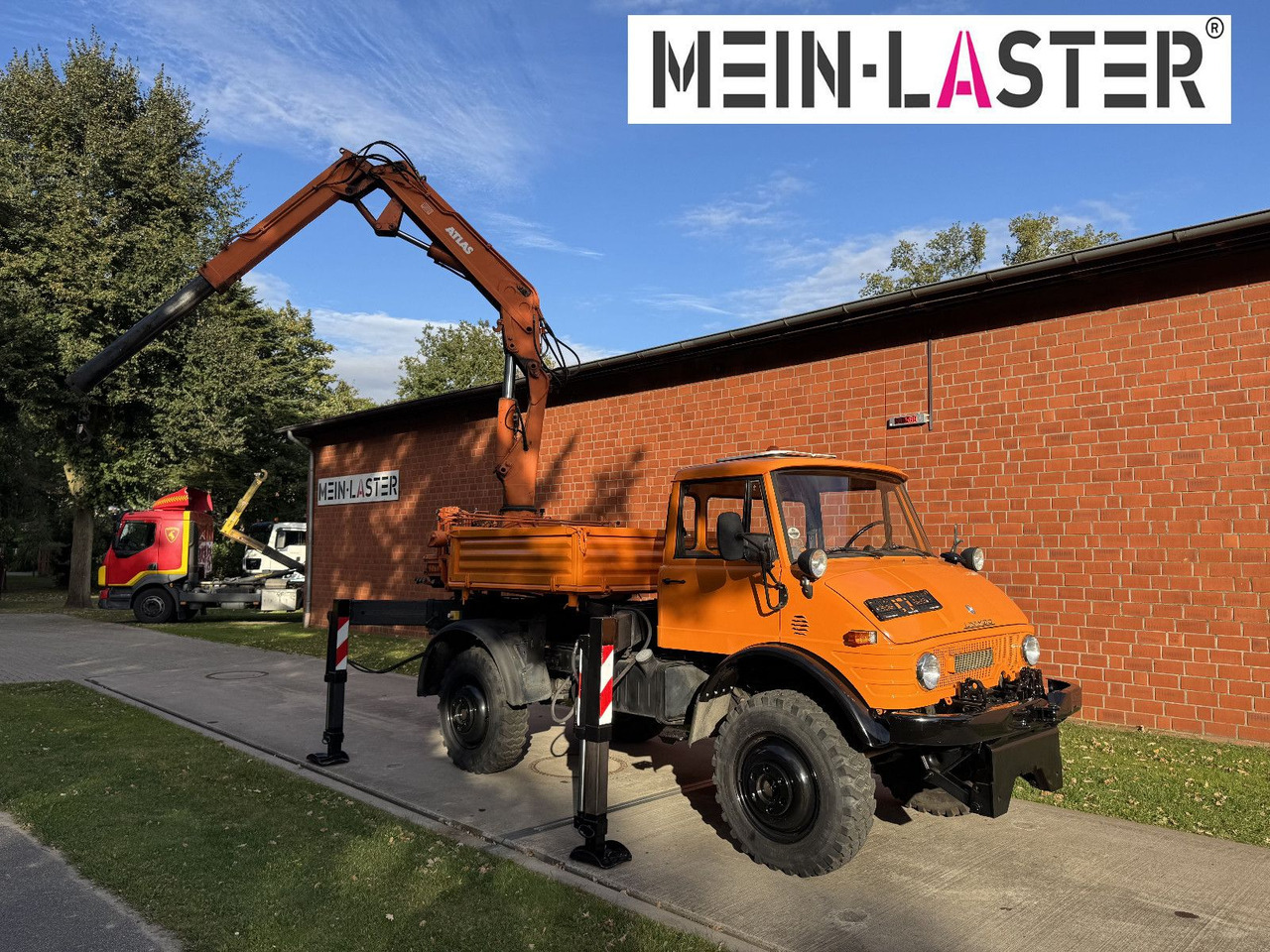 Crane truck, Dropside/ Flatbed truck Unimog U 1100 Atlas AK 3006 nur 14.215 km-1. Hand: picture 18 Crane truck, Dropside/ Flatbed truck Unimog U 1100 Atlas AK 3006 nur 14.215 km-1. Hand: picture 18