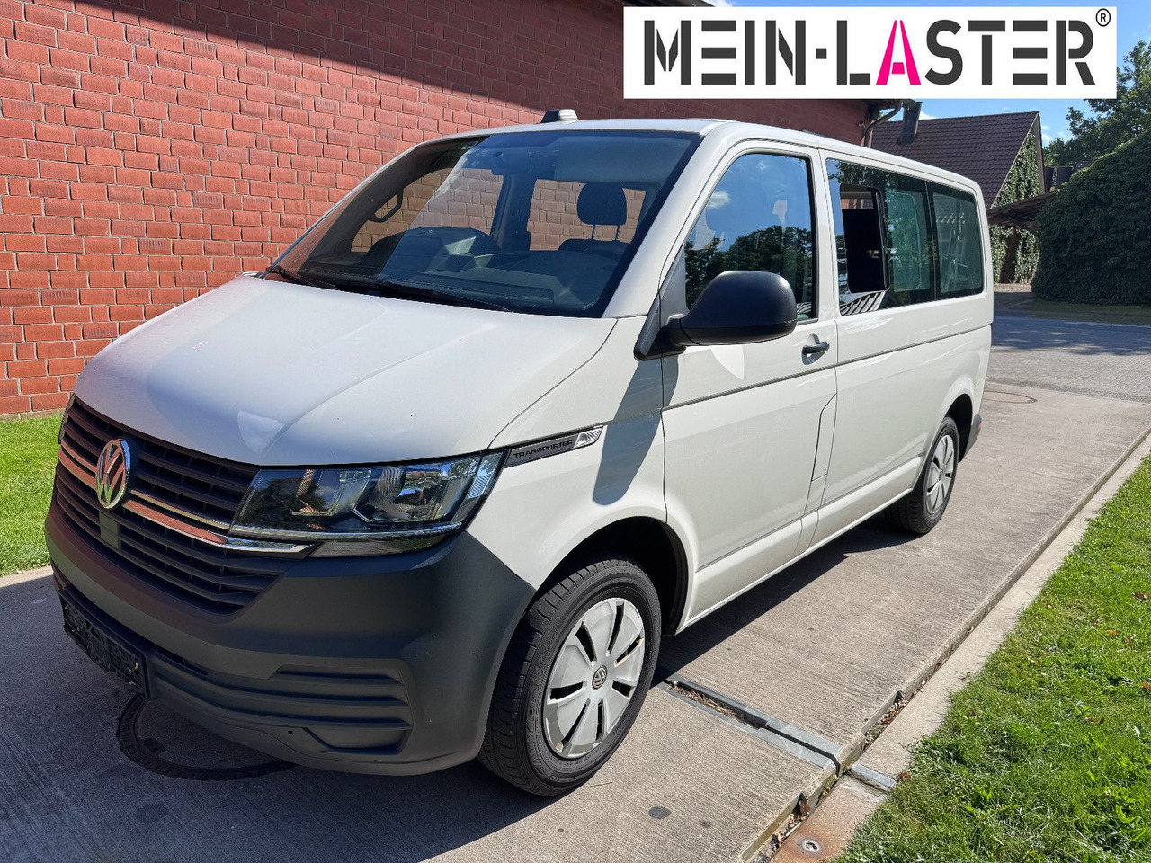 Volkswagen T6 2.0 tdi Standheizung Navigation AHK TÜV 5-27 - Passenger van: picture 2 Volkswagen T6 2.0 tdi Standheizung Navigation AHK TÜV 5-27 - Passenger van: picture 2