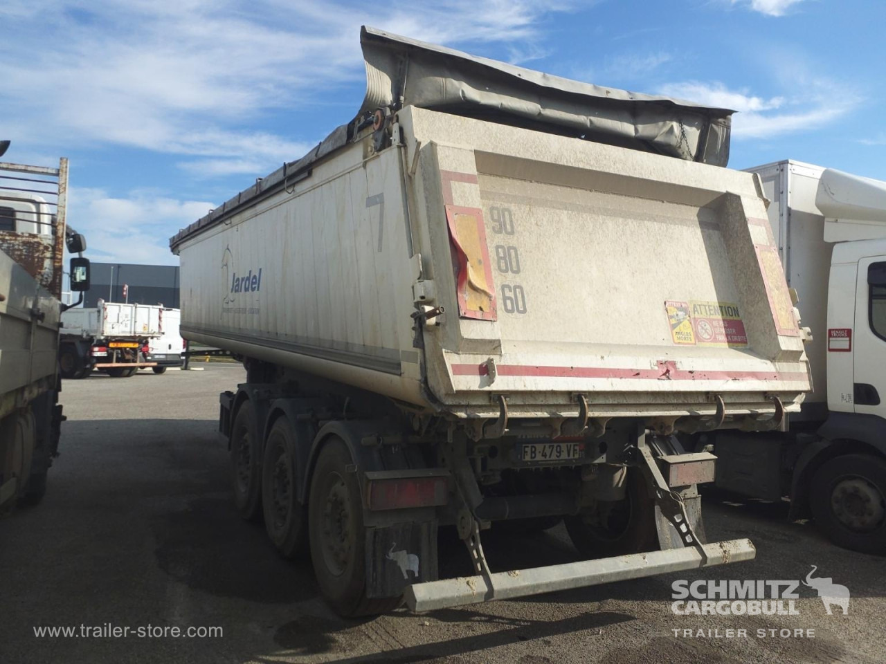 SCHMITZ Tipper Alu-square sided body 24m³ - Tipper semi-trailer: picture 2 SCHMITZ Tipper Alu-square sided body 24m³ - Tipper semi-trailer: picture 2