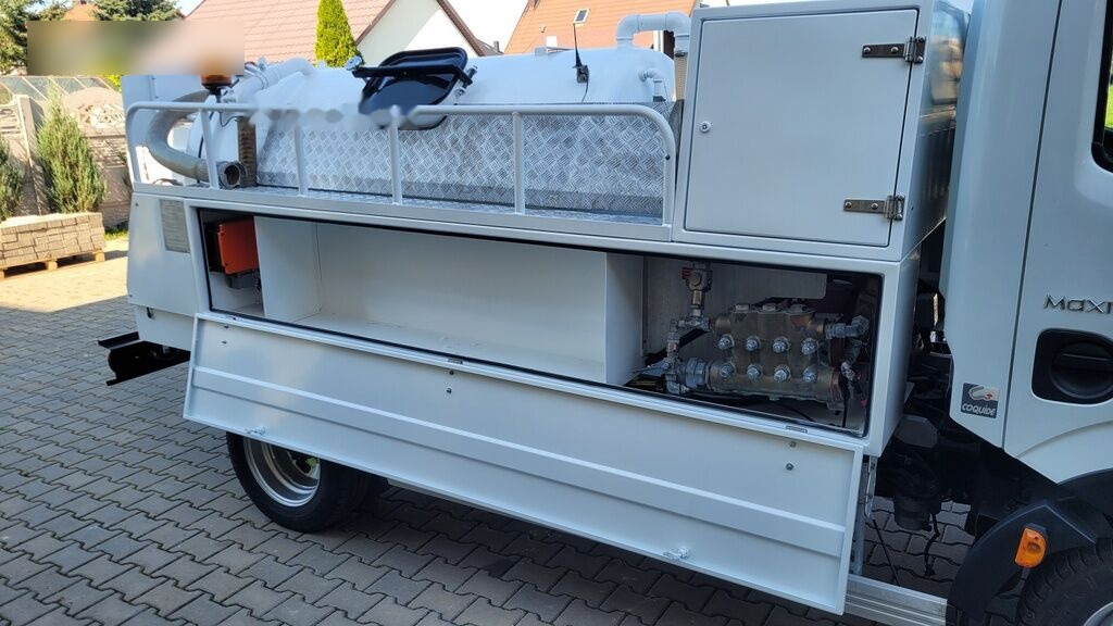 Vacuum truck Renault Maxity 140dxi HUVER COMBI: picture 25