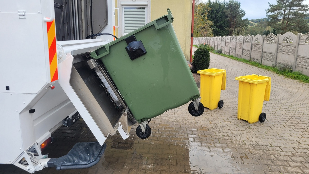 Garbage truck Renault Midlum CONTAINER WEASHER LAVACASSONETTI MYJKA: picture 27