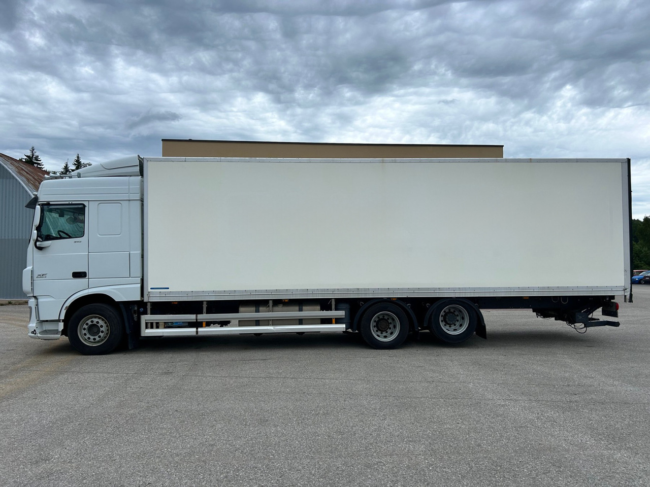Refrigerator truck DAF XF510: picture 7