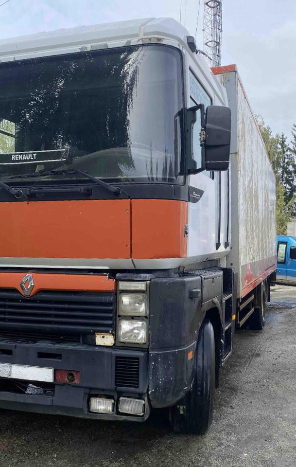 RENAULT Magnum 430 ID1611 - Box truck: picture 3 RENAULT Magnum 430 ID1611 - Box truck: picture 3