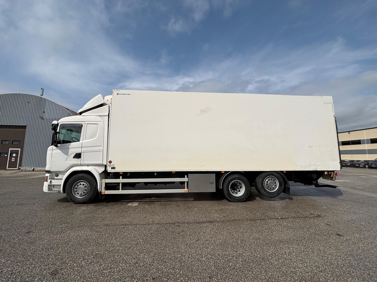 Refrigerator truck SCANIA G490: picture 7