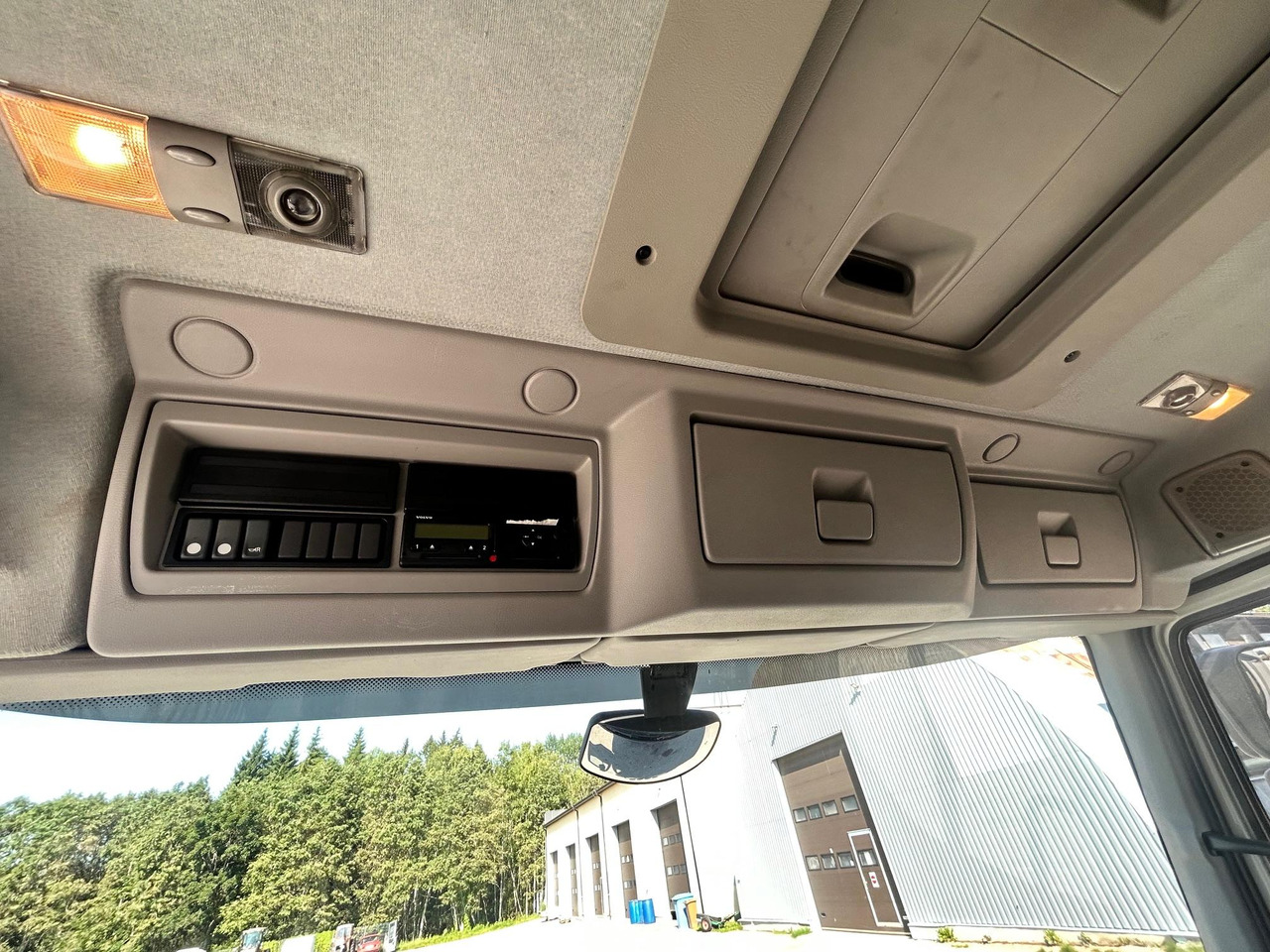 Box truck VOLVO FE280: picture 17