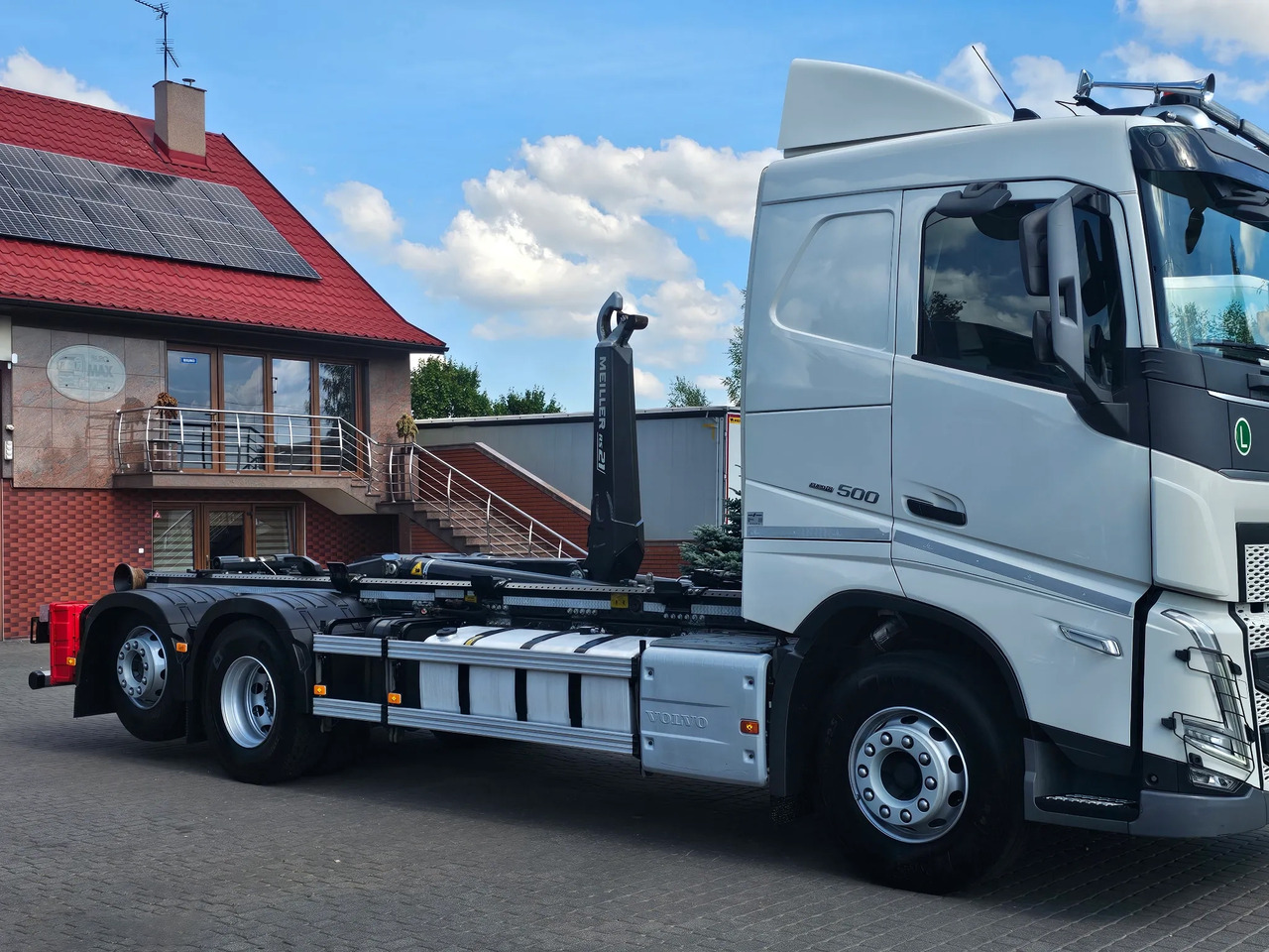 Hook lift truck VOLVO FH500: picture 16