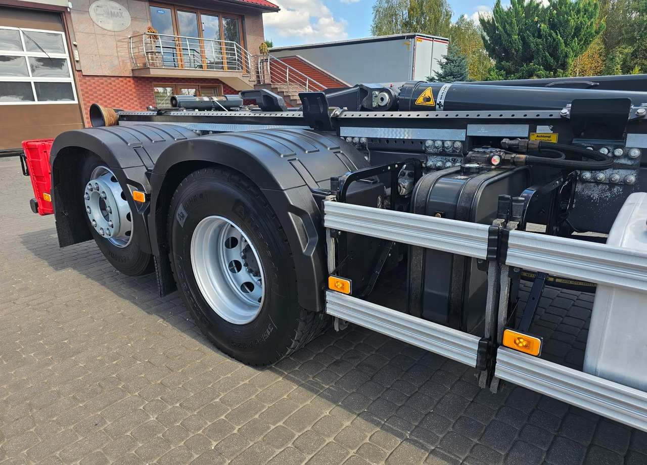 Hook lift truck VOLVO FH500: picture 22