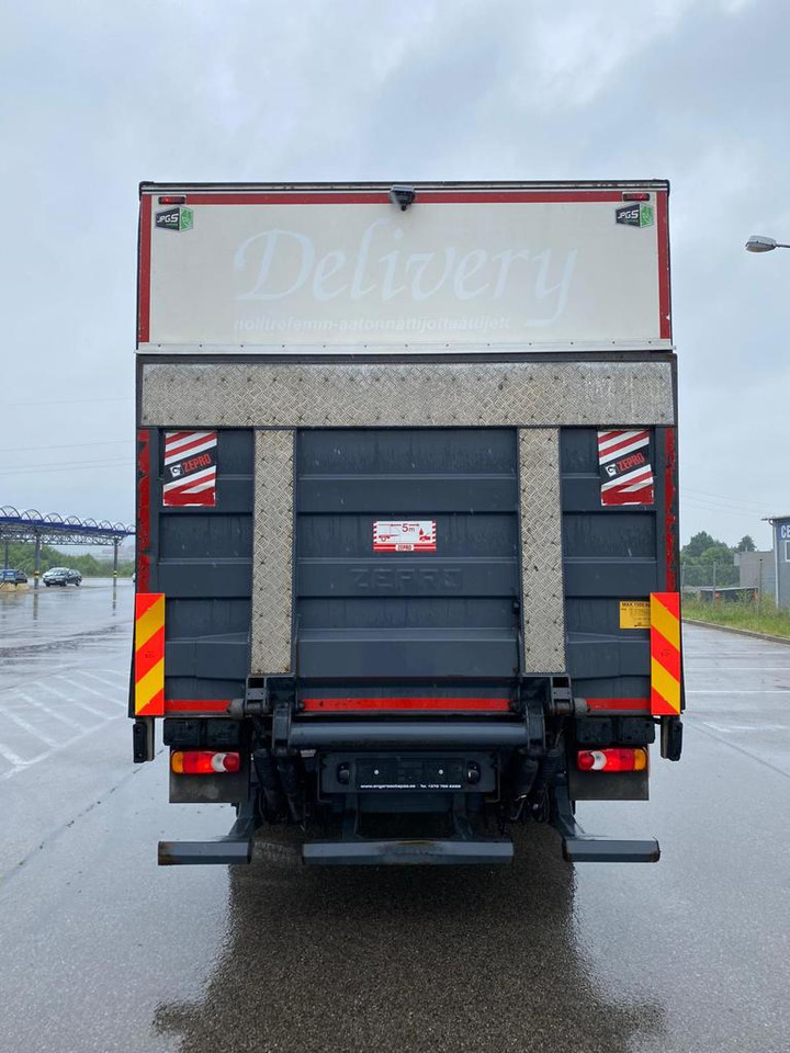VOLVO FL 240 - Refrigerator truck: picture 4 VOLVO FL 240 - Refrigerator truck: picture 4