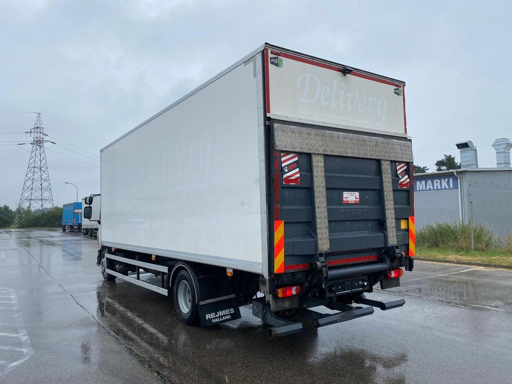 VOLVO FL 240 - Refrigerator truck: picture 5 VOLVO FL 240 - Refrigerator truck: picture 5