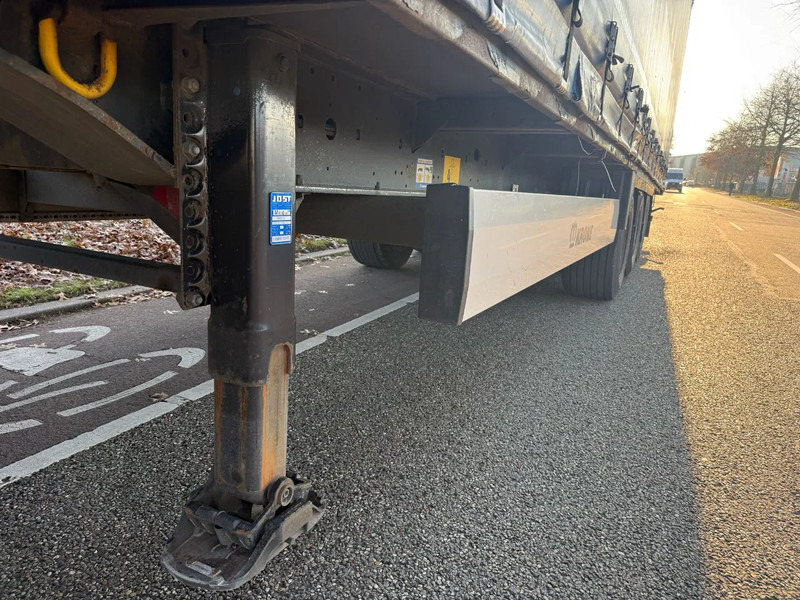 Krone 4x 2015 XL Krone mega vario schuifzeil trailer - Closed box semi-trailer: picture 3 Krone 4x 2015 XL Krone mega vario schuifzeil trailer - Closed box semi-trailer: picture 3