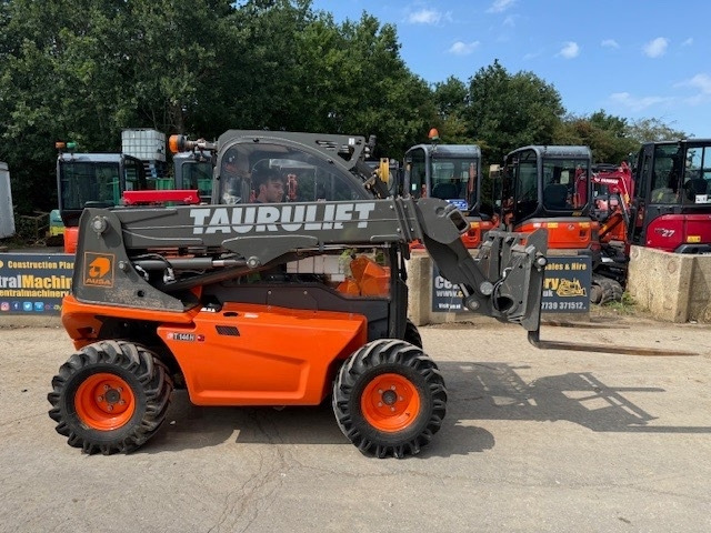 Ausa T 144 H - Telescopic handler: picture 1 Ausa T 144 H - Telescopic handler: picture 1
