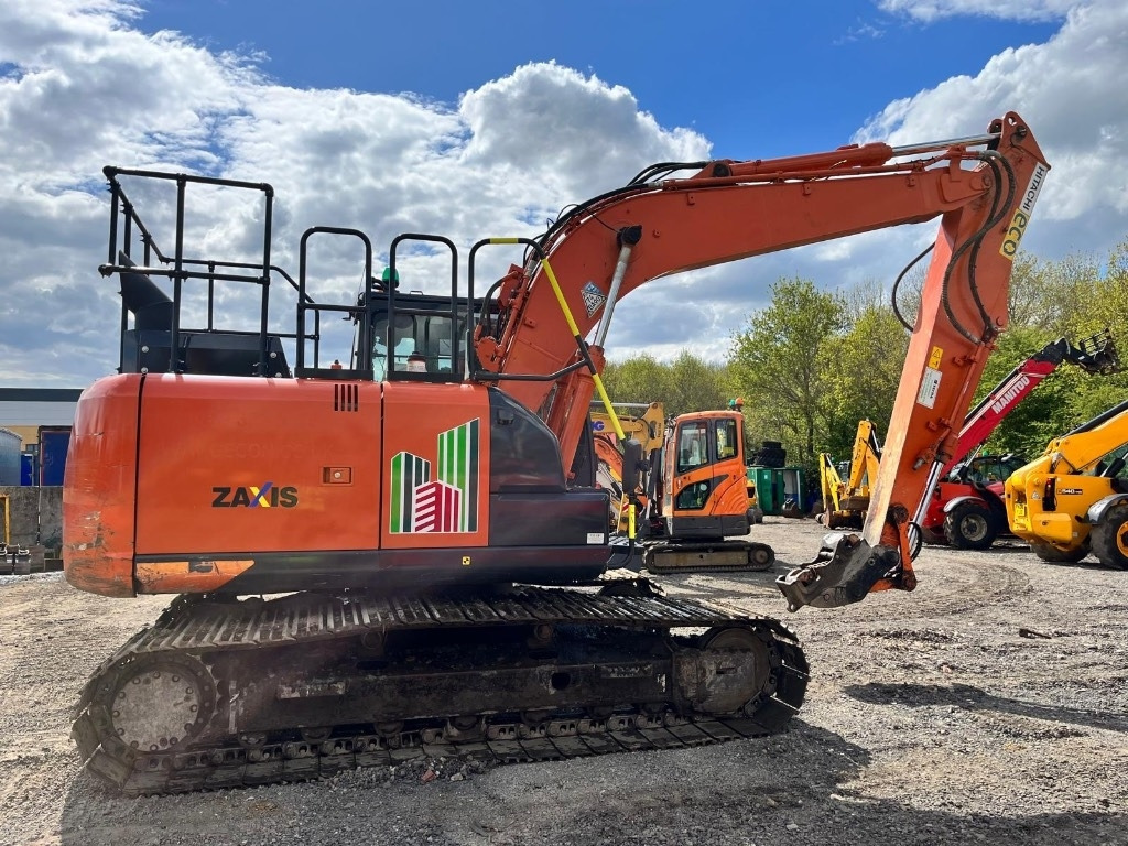 Hitachi ZX 130 LC N-6 - Crawler excavator: picture 2 Hitachi ZX 130 LC N-6 - Crawler excavator: picture 2