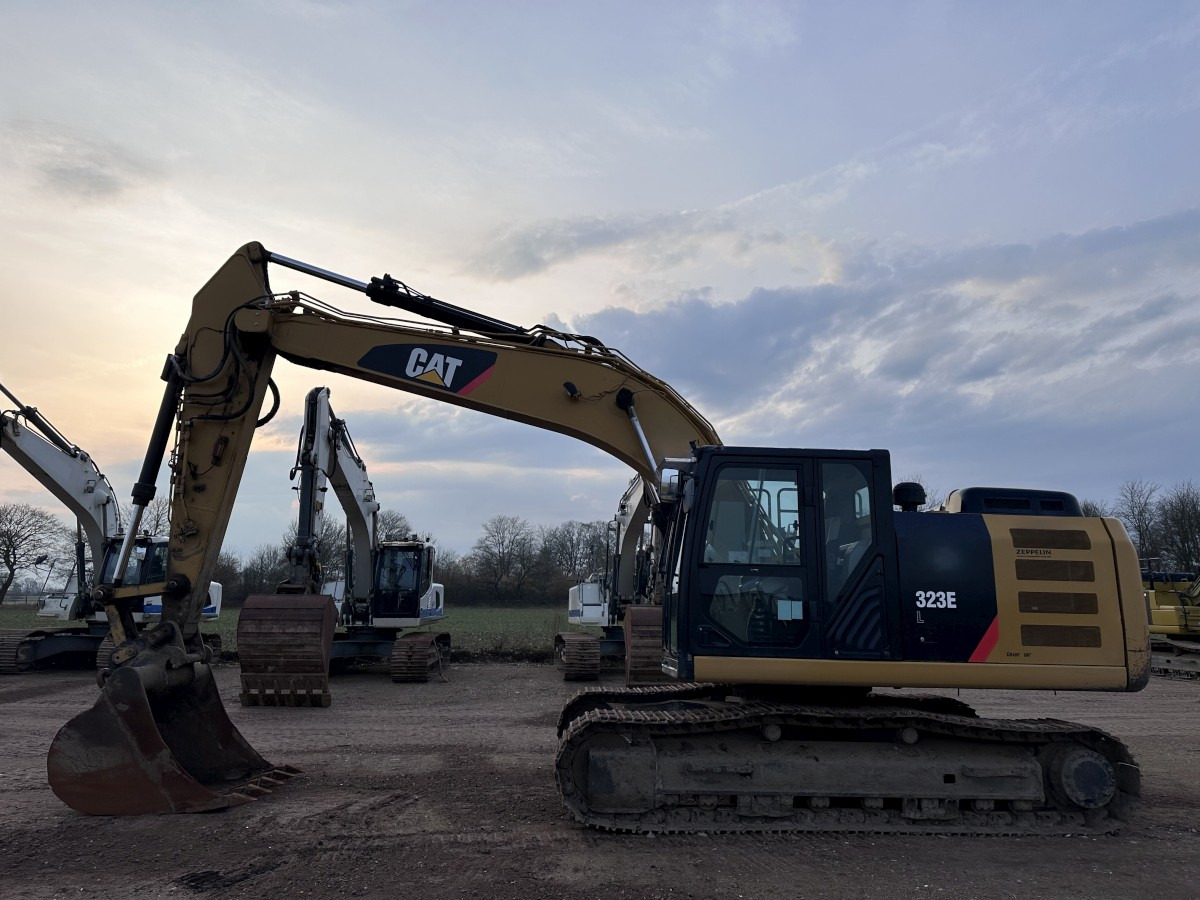 CATERPILLAR 323 EL Deutsche Maschine! Top !!! - Crawler excavator: picture 5 CATERPILLAR 323 EL Deutsche Maschine! Top !!! - Crawler excavator: picture 5