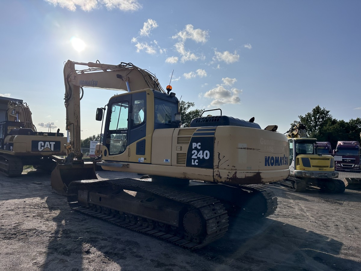 KOMATSU PC 240 LC-8 Hammerlines Klima Top Zustand ! ! ! - Crawler excavator: picture 5 KOMATSU PC 240 LC-8 Hammerlines Klima Top Zustand ! ! ! - Crawler excavator: picture 5