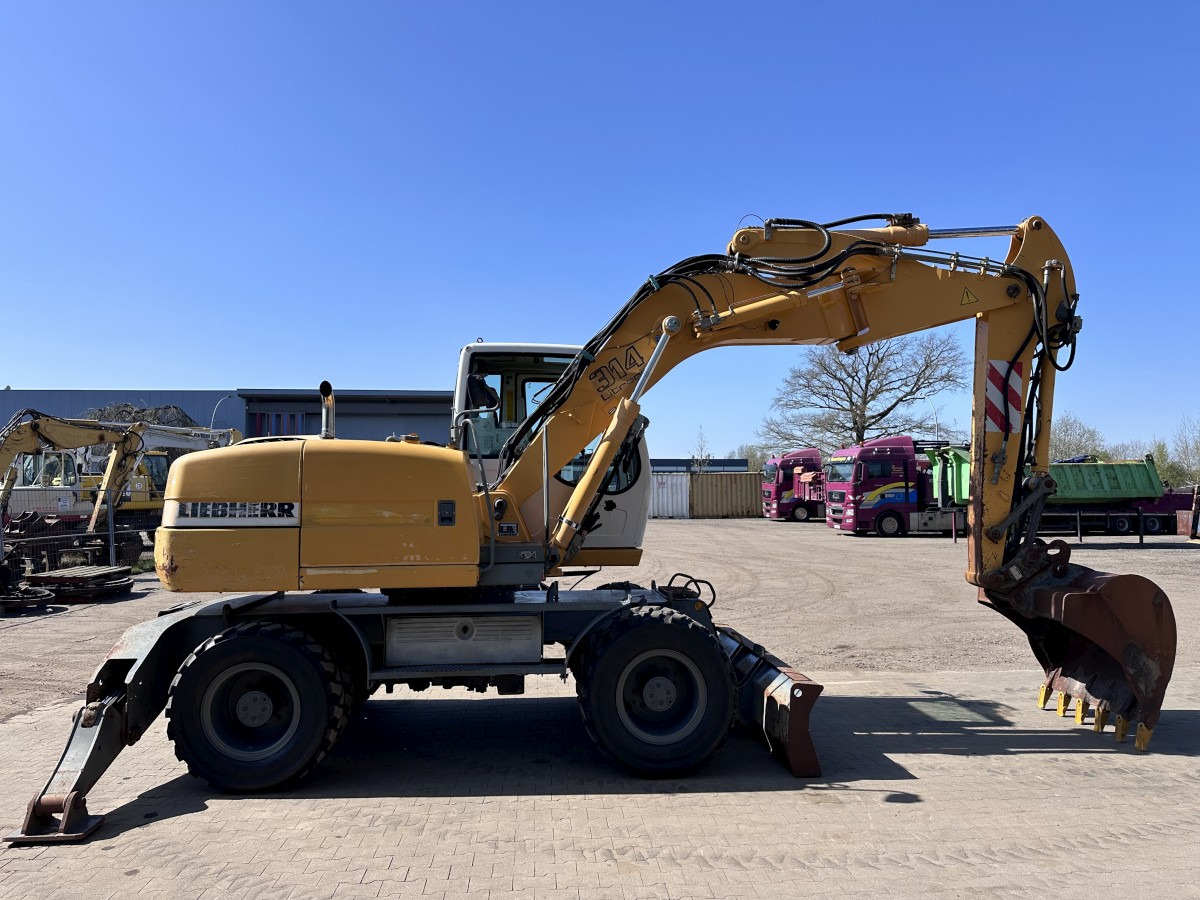 LIEBHERR A 314 All hydr. lines SW 33- 30 Km/h - Wheel excavator: picture 5 LIEBHERR A 314 All hydr. lines SW 33- 30 Km/h - Wheel excavator: picture 5