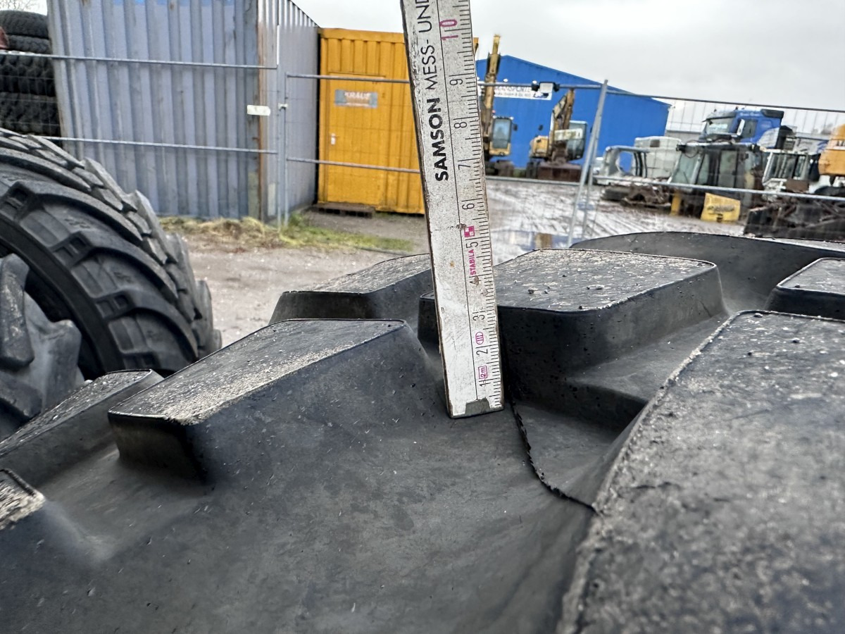 Tire for Wheel excavator MITAS 445 / 65 R 22.5 Kompletträder - Complet tires: picture 13