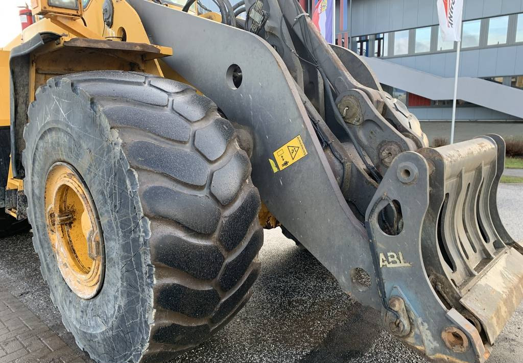 Wheel loader Volvo L220 E-F Achse - Axle - Hubgerüst - short boom: picture 6