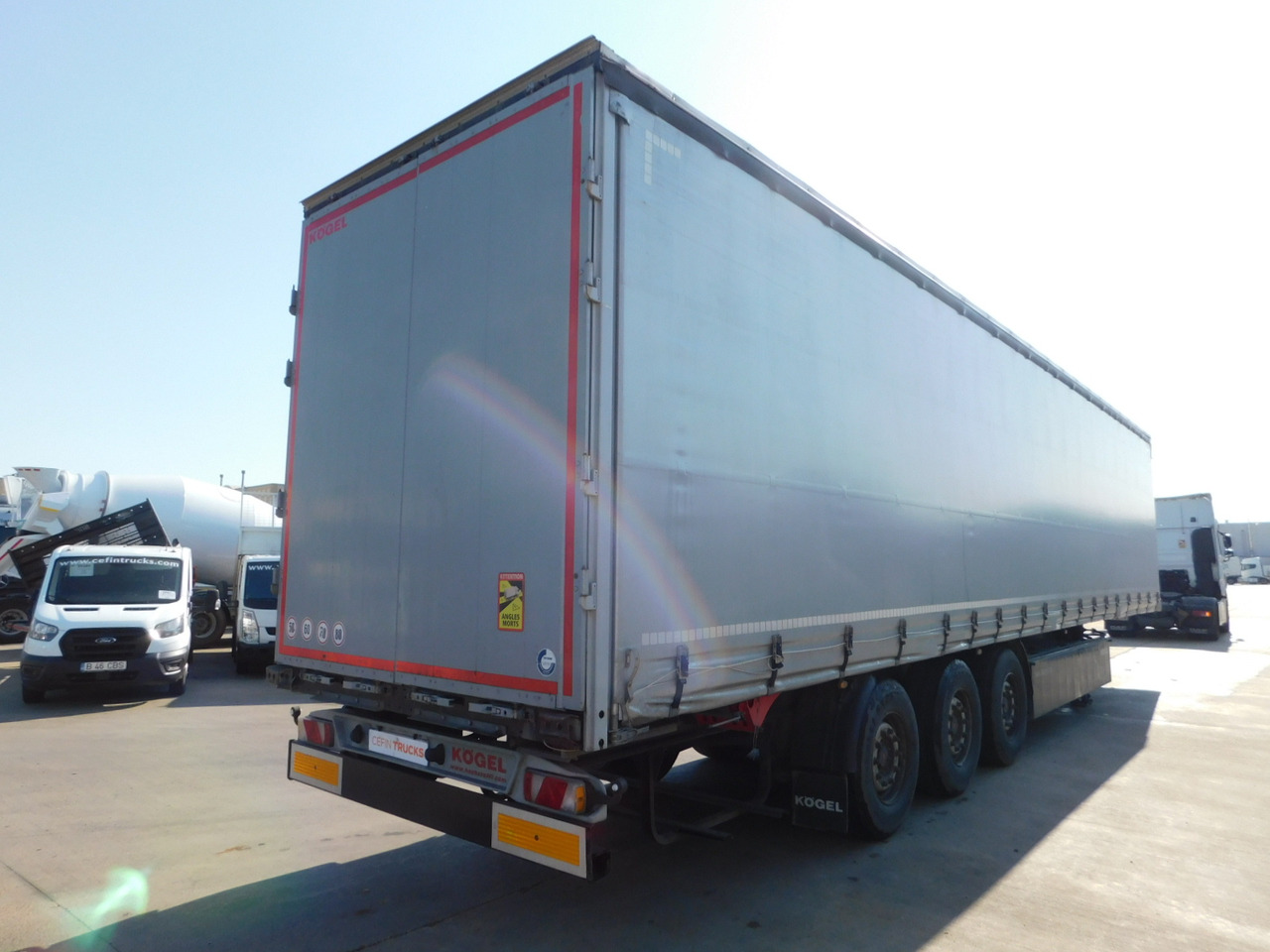 Koegel Sn24 - Curtainsider semi-trailer: picture 3 Koegel Sn24 - Curtainsider semi-trailer: picture 3