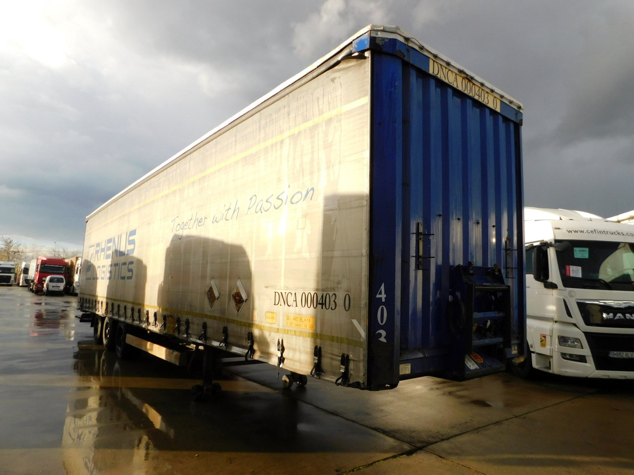 Krone Sdp 27 - Curtainsider semi-trailer: picture 2 Krone Sdp 27 - Curtainsider semi-trailer: picture 2