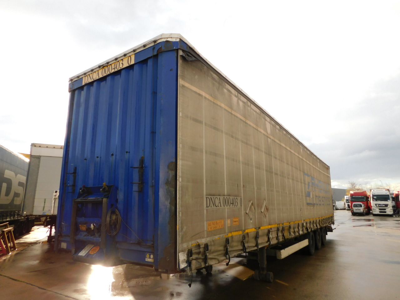 Krone Sdp 27 - Curtainsider semi-trailer: picture 1 Krone Sdp 27 - Curtainsider semi-trailer: picture 1