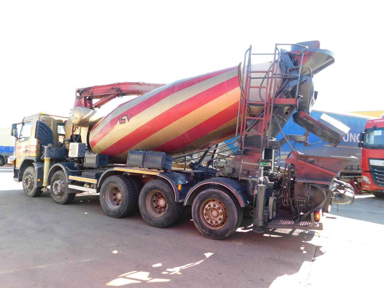 Volvo Pompa de beton cu mixer fm 9 - Concrete mixer truck: picture 4 Volvo Pompa de beton cu mixer fm 9 - Concrete mixer truck: picture 4