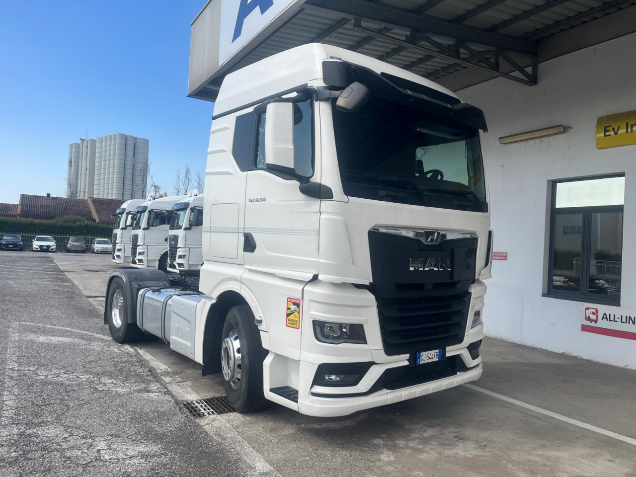 MAN TGX 18.510 4x2 BL SA ADR FL EXII EXIII Euro6 Klima - Tractor unit: picture 1 MAN TGX 18.510 4x2 BL SA ADR FL EXII EXIII Euro6 Klima - Tractor unit: picture 1