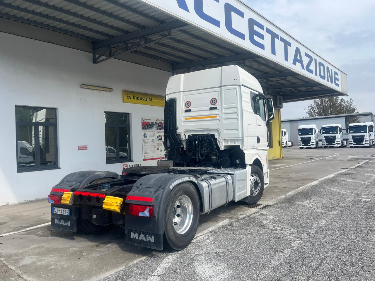 MAN TGX 18.510 4x2 BL SA ADR FL EXII EXIII Euro6 Klima - Tractor unit: picture 5 MAN TGX 18.510 4x2 BL SA ADR FL EXII EXIII Euro6 Klima - Tractor unit: picture 5