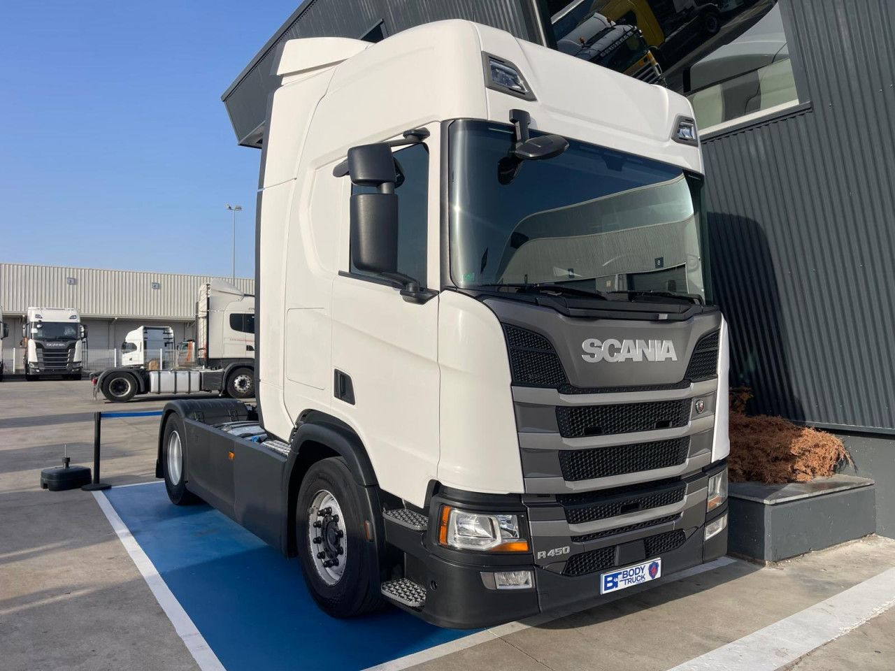 Scania R 450 - Tractor unit: picture 5 Scania R 450 - Tractor unit: picture 5