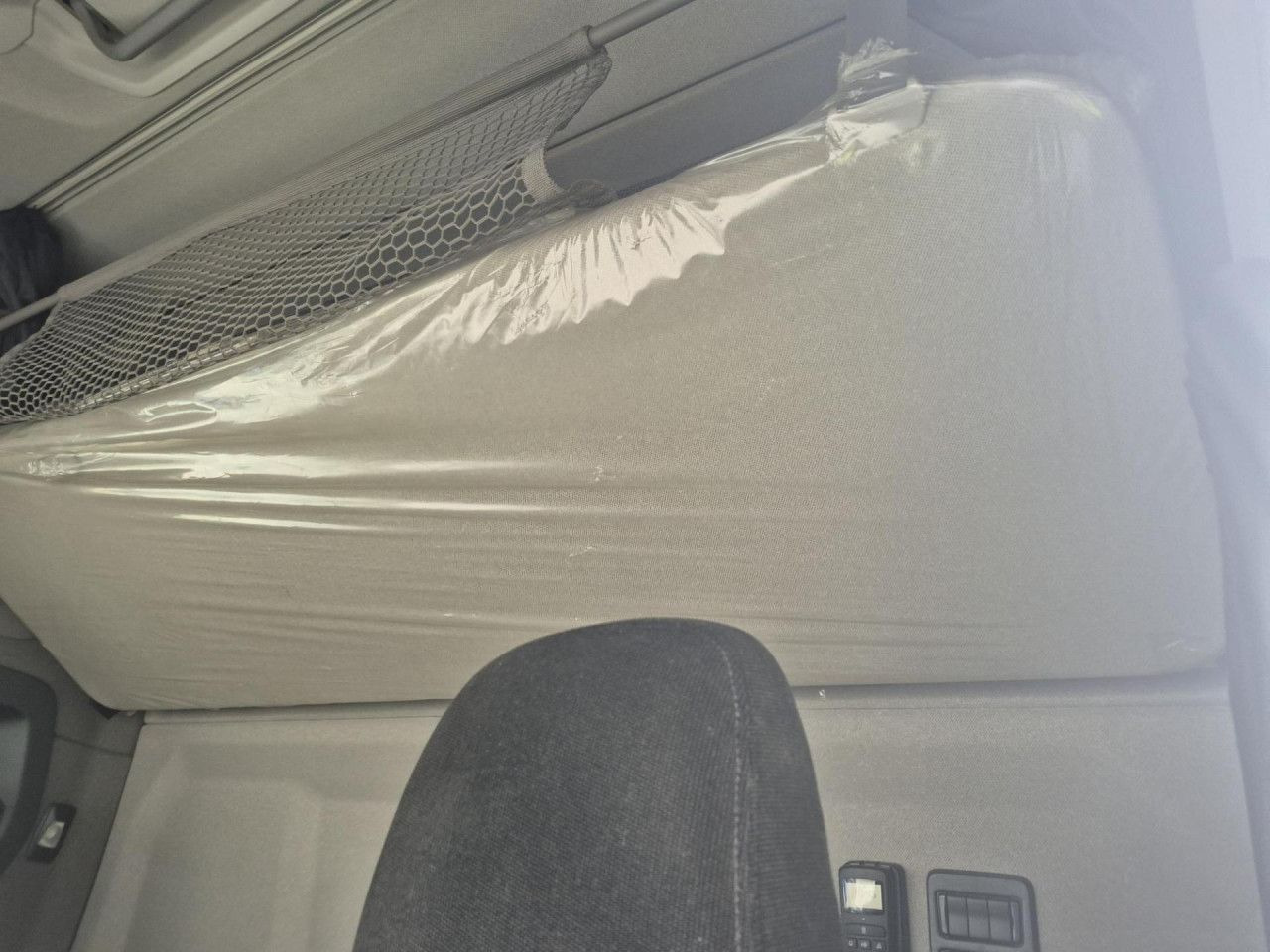 Tractor unit Scania R 450: picture 8 Tractor unit Scania R 450: picture 8