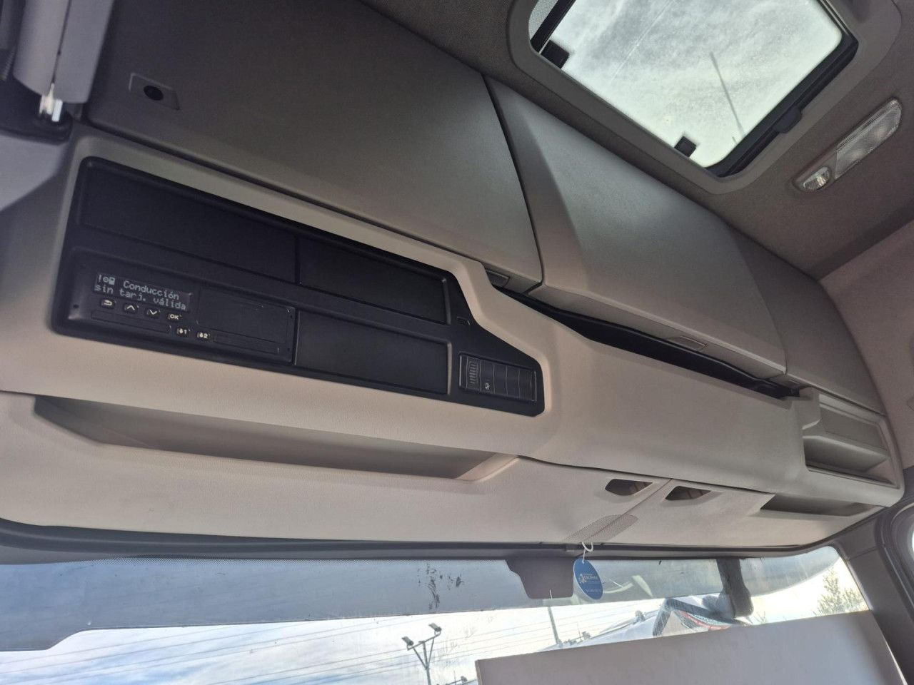 Scania R 450 leasing Scania R 450: picture 9 Scania R 450 leasing Scania R 450: picture 9