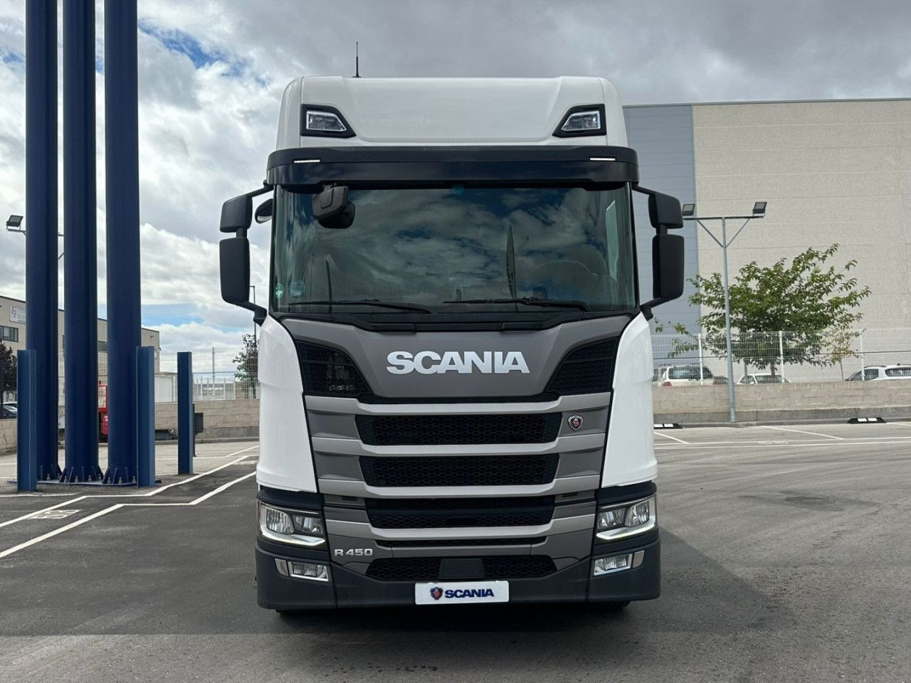 UVES01240183 - Tractor unit: picture 2 UVES01240183 - Tractor unit: picture 2