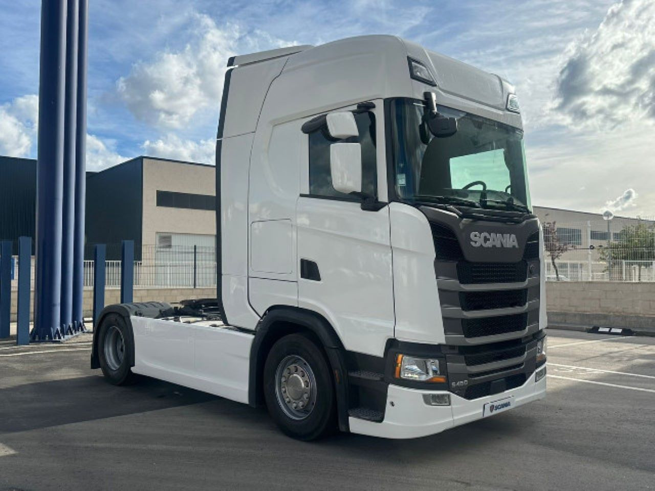 UVES01240234 - Tractor unit: picture 1 UVES01240234 - Tractor unit: picture 1