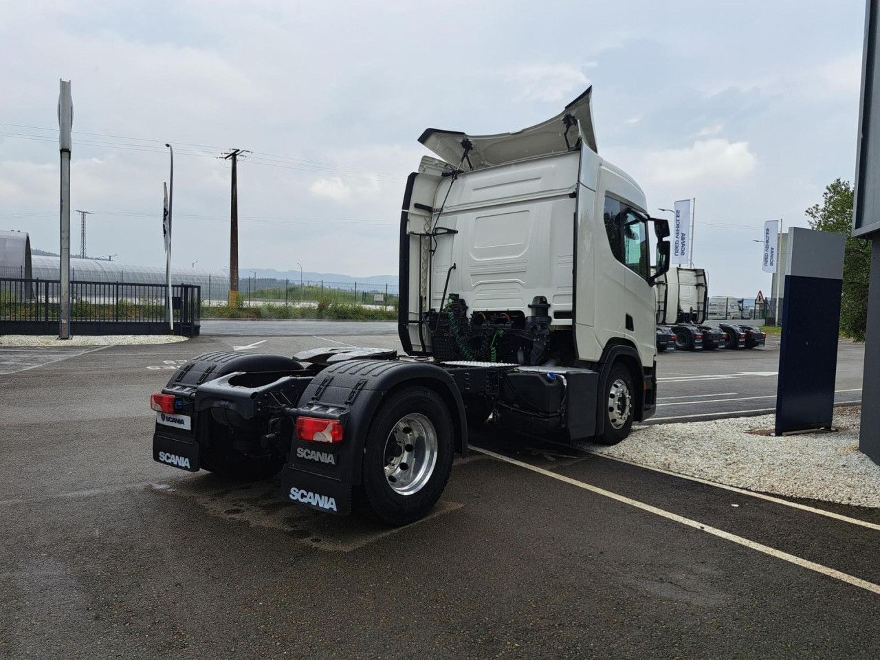 UVES01250022 - Tractor unit: picture 4 UVES01250022 - Tractor unit: picture 4