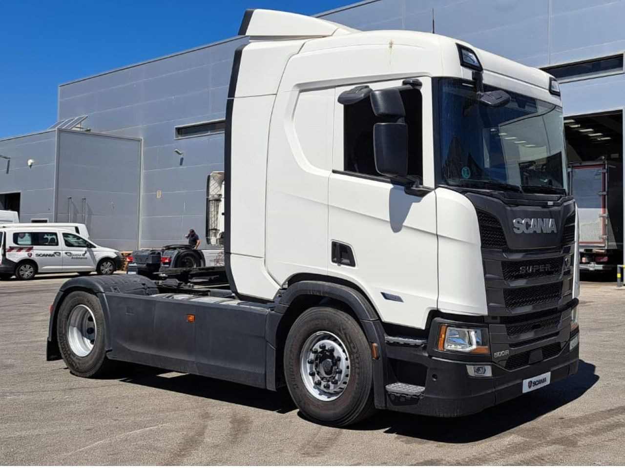 UVES01250036 - Tractor unit: picture 2 UVES01250036 - Tractor unit: picture 2